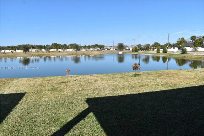 Building Photo - 3634 Lazy River Ter