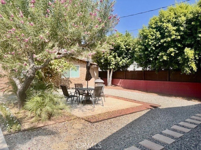 Building Photo - 74402 Abronia Trail