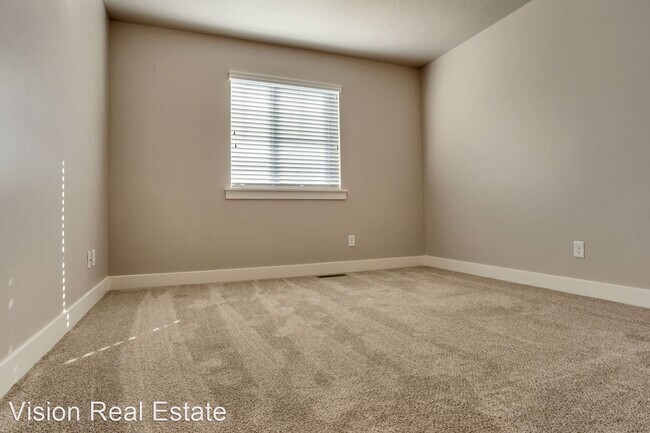Building Photo - 1680 Aspen Summit Dr