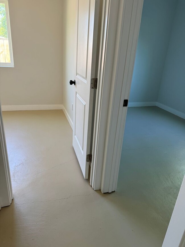 Building Photo - BRAND NEW 2 Bedroom upstairs apartment in ...
