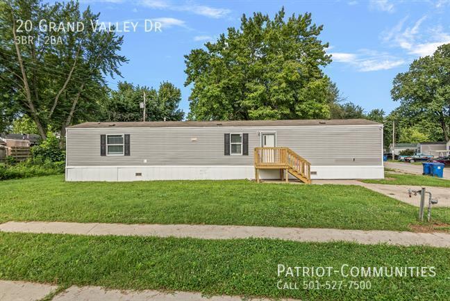 Building Photo - 20 Grand Valley Dr