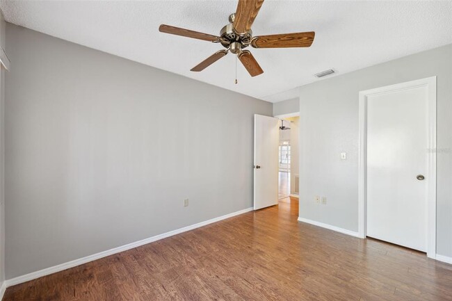 Building Photo - 7522 Heather Walk Dr