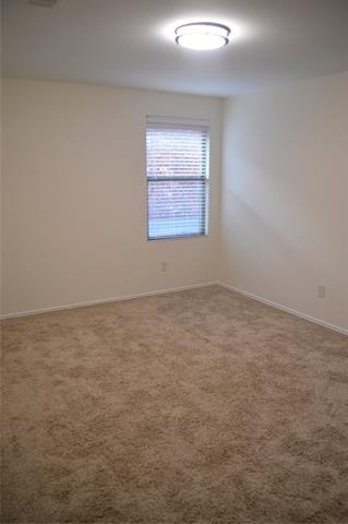 Building Photo - 1055 Lancashire lane