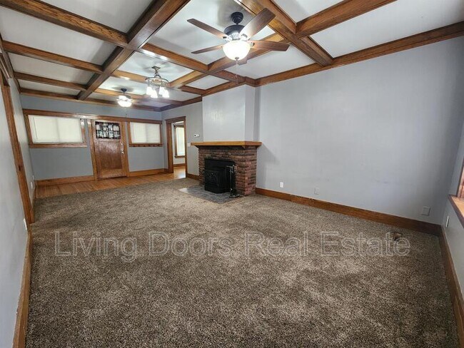 Building Photo - 1811 S 23rd St