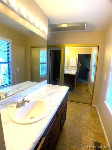 Building Photo - 2695 S Xanadu Way