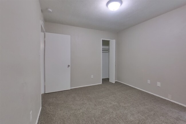 Building Photo - 17503 Nordway Dr