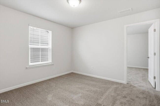 Building Photo - 465 Grange Farm Pl