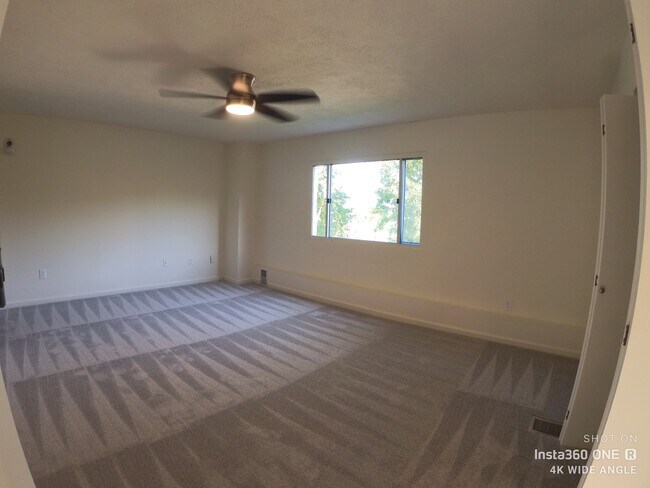Bedroom 1 - 3137 Josephine St