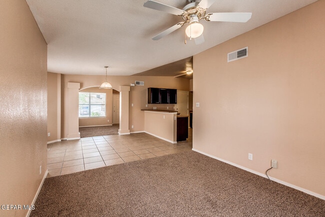 Building Photo - 14252 Spanish Point Dr