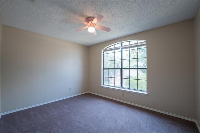 Building Photo - 832 Winding Creek Dr