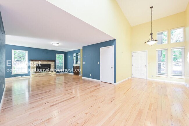 Building Photo - 4714 S Jasper St