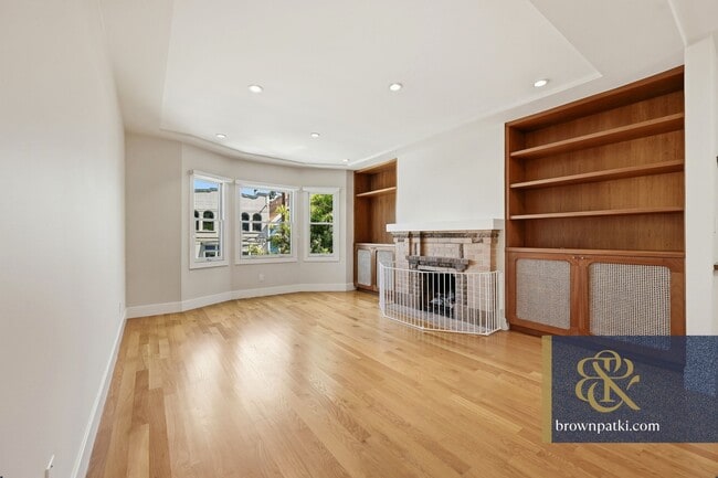 Building Photo - 362 Chenery St