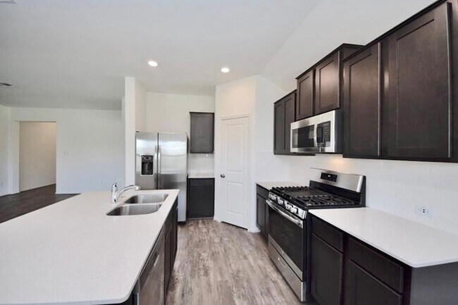 Building Photo - 3413 Mikayla Ct