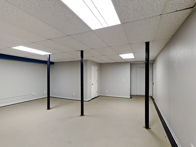 Building Photo - 1253 Blazing Ridge W SW