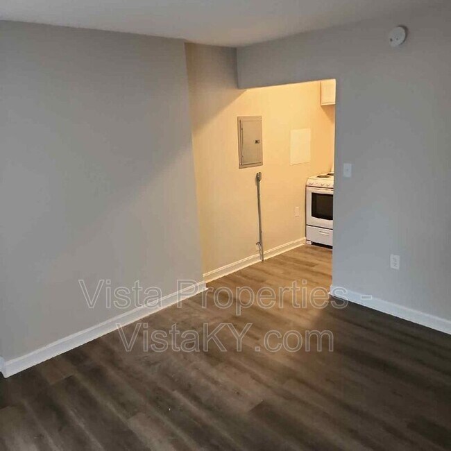 Building Photo - 4012 Southern Pkwy