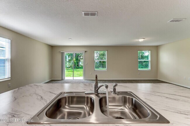 Building Photo - 3114 Lawton Pl