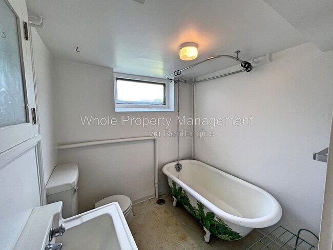 Building Photo - 773 Harrison St