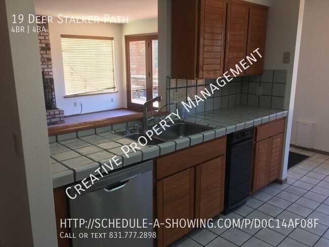 Building Photo - 4 Bedroom House in Monterey, CA 93940