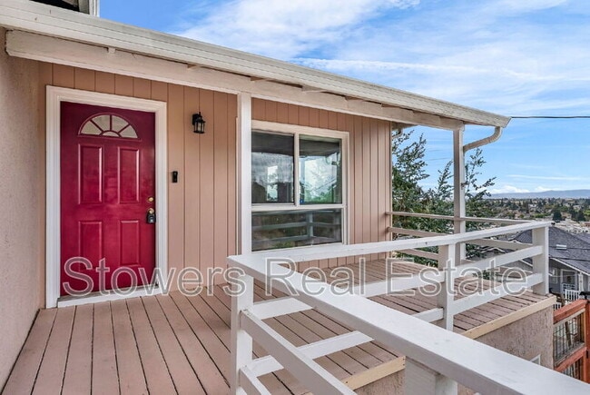 Building Photo - 25551 Maitland Dr