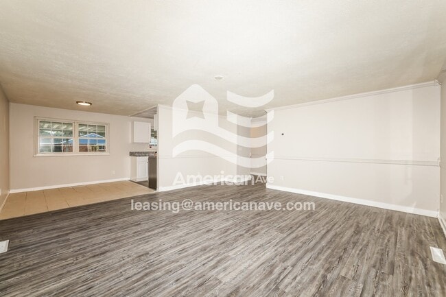 Building Photo - 5335 Flotron Dr