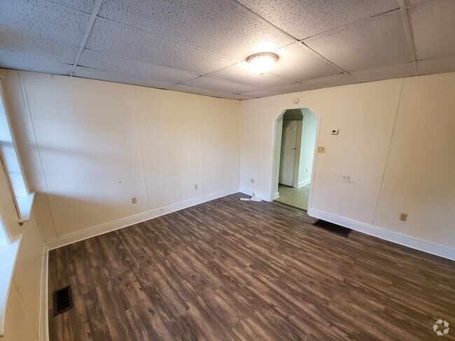 Building Photo - 24 N Kister St