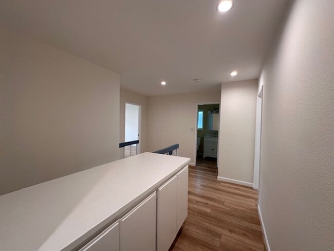 Building Photo - Beautiful 4-Bedroom Home located in one of most desirable neighborhoods