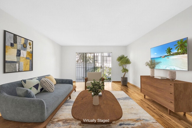 Building Photo - 824 S Shenandoah St