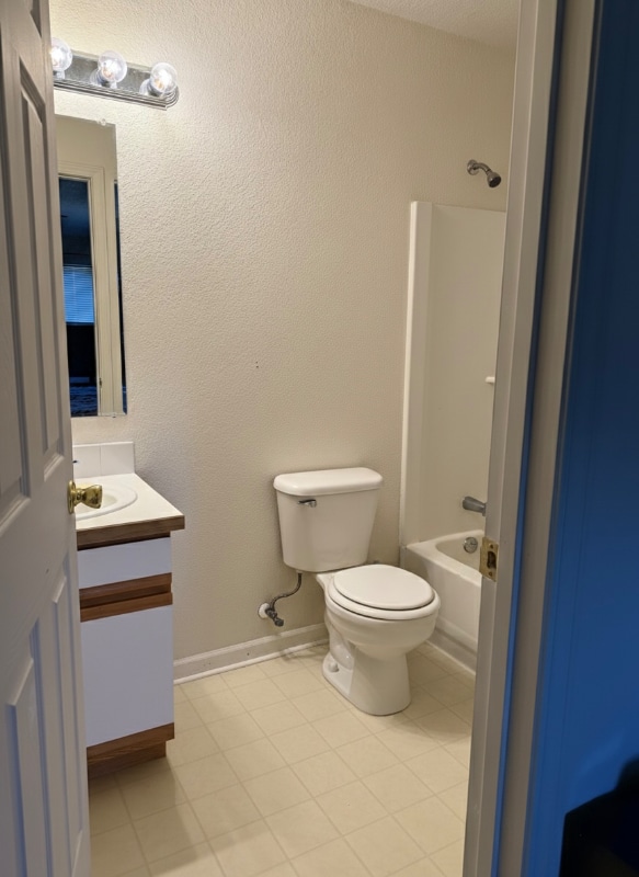 Building Photo - 2454 NW 8th St