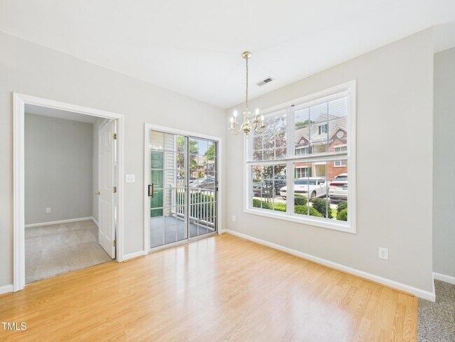 Building Photo - 2111 Kudrow Ln
