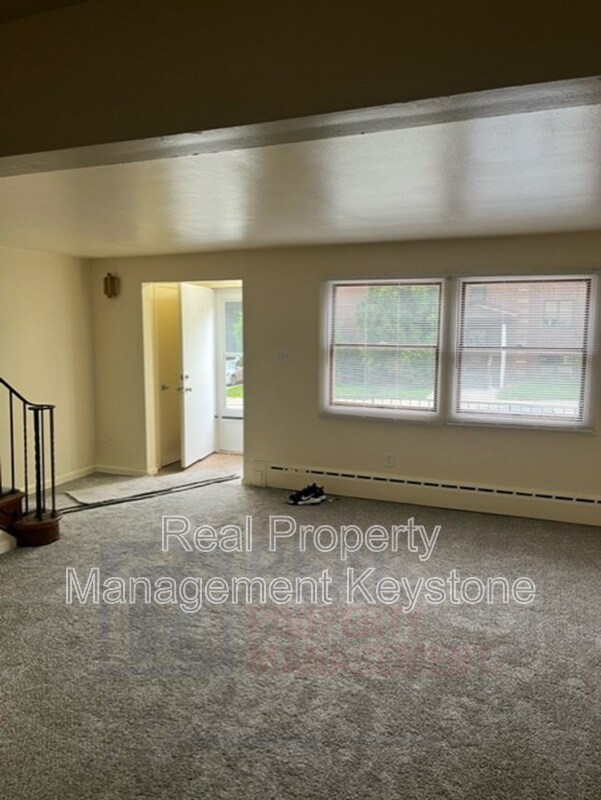 Building Photo - 307 Greenlee Rd