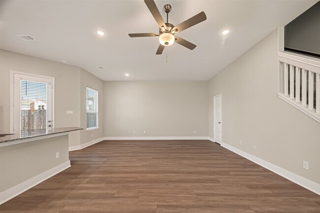 Building Photo - 13412 Sun Cay Drive