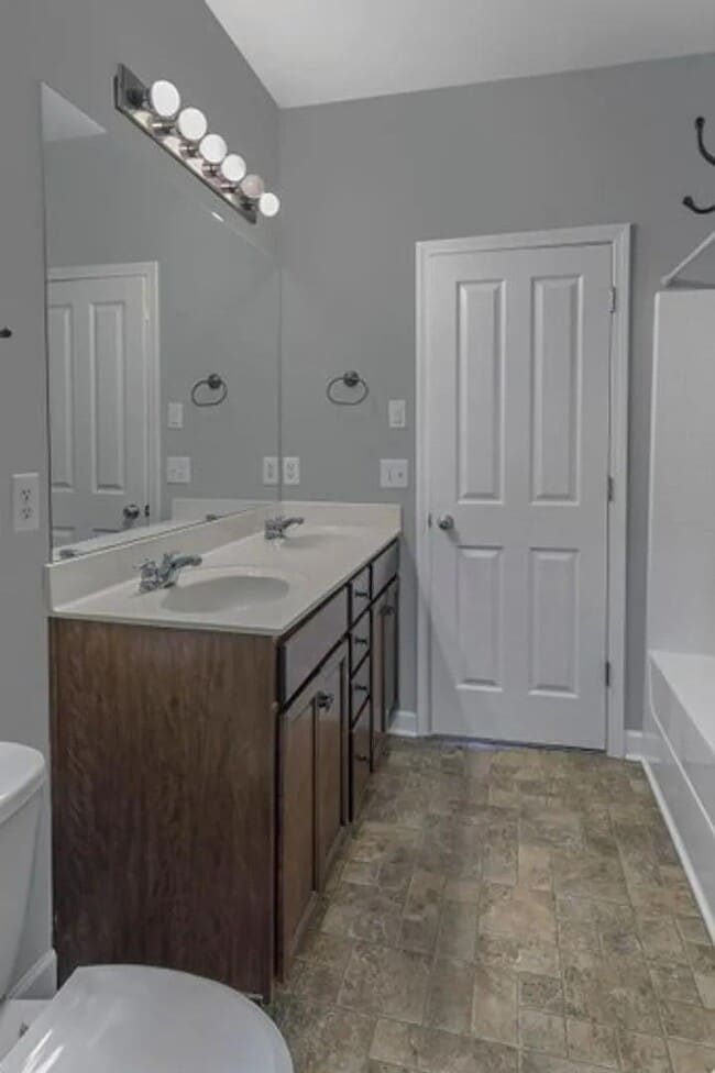 Building Photo - 515 Griffin Cir