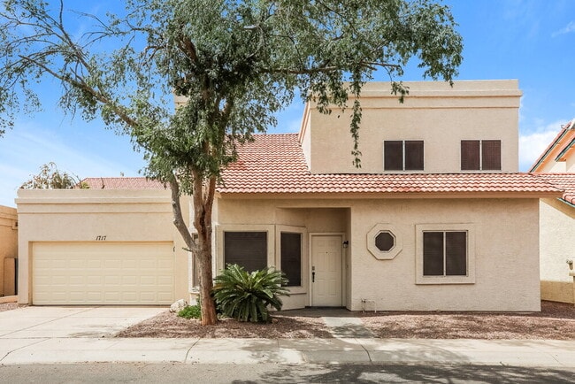 Building Photo - 1717 E Geronimo St