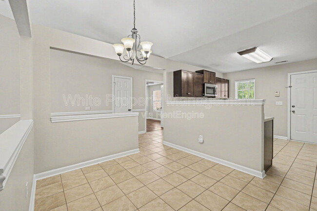 Building Photo - 1820 Meadow Crossing Dr