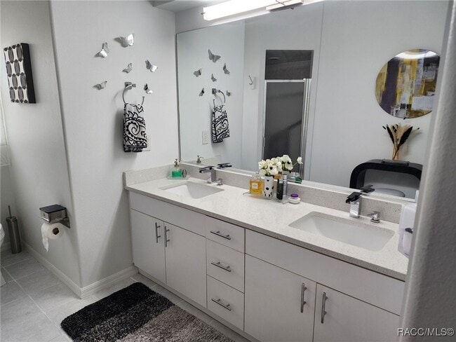 Building Photo - 1876 W Shanelle Path