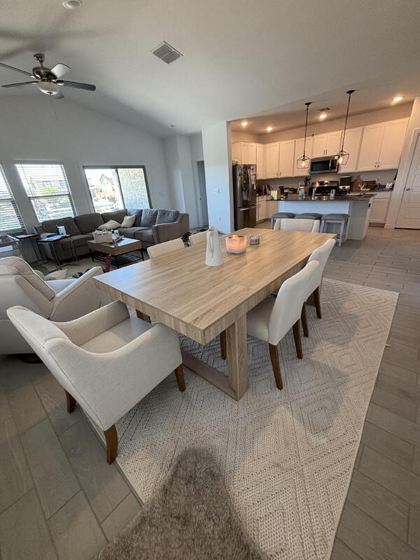 Building Photo - 40525 Bravo Dr