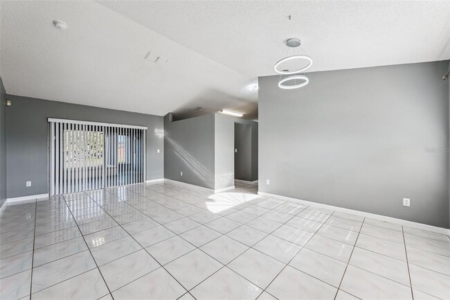 Building Photo - 5216 Heatherstone Ct