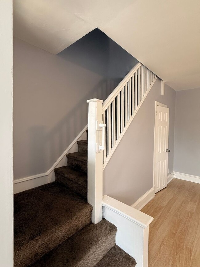 Building Photo - Charming 3 Bedroom Home for Rent