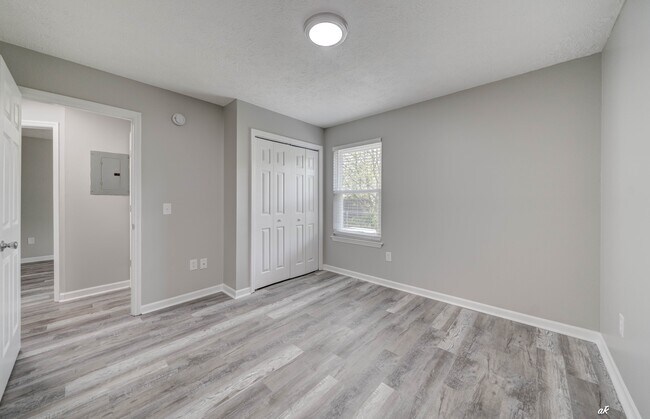 Building Photo - 3712 Burnham Way