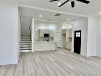 Building Photo - 10123 Grover Ln