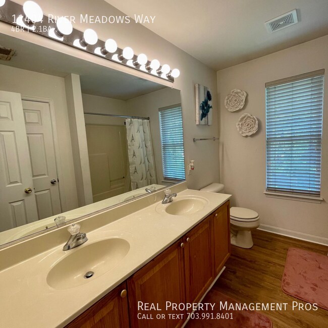Building Photo - 11404 River Meadows Way