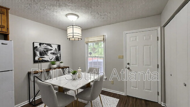 Building Photo - 634 Morton Ct