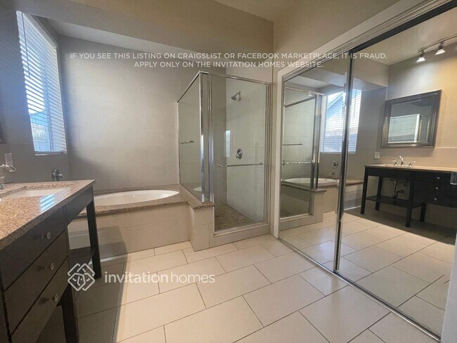 Building Photo - 1342 Temporale Dr