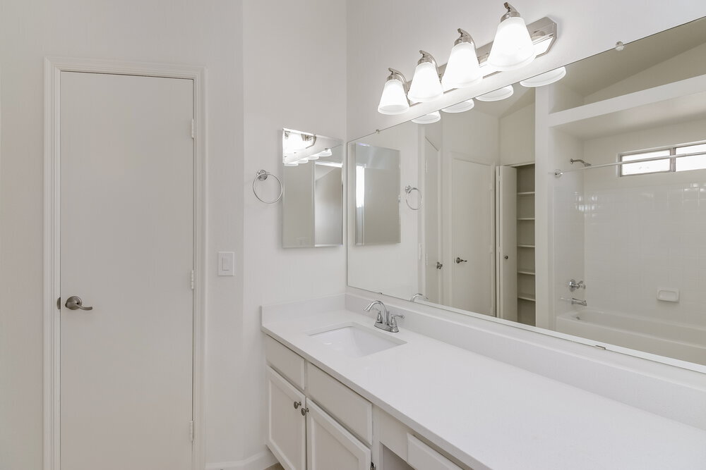 Building Photo - 8023 W Krall St