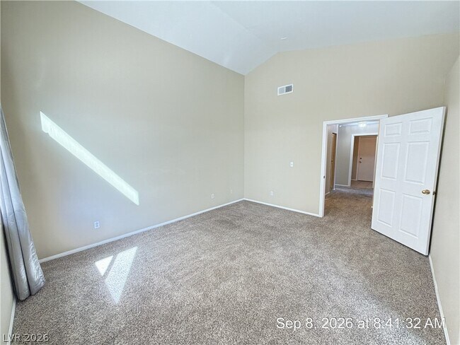 Building Photo - 194 Kachina Dr