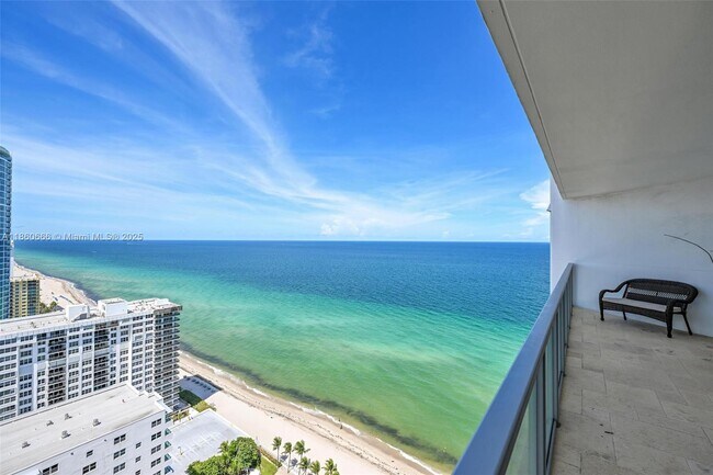Building Photo - 3101 S Ocean Dr