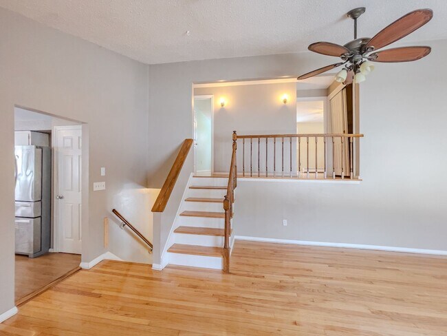 Building Photo - Spacious 4BR/2.5BA/2Car Garage Home with Finished Basement & Hardwood Floors – Gales Ferry