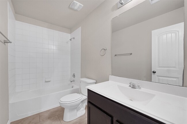 Building Photo - 29115 Jacobs River Dr