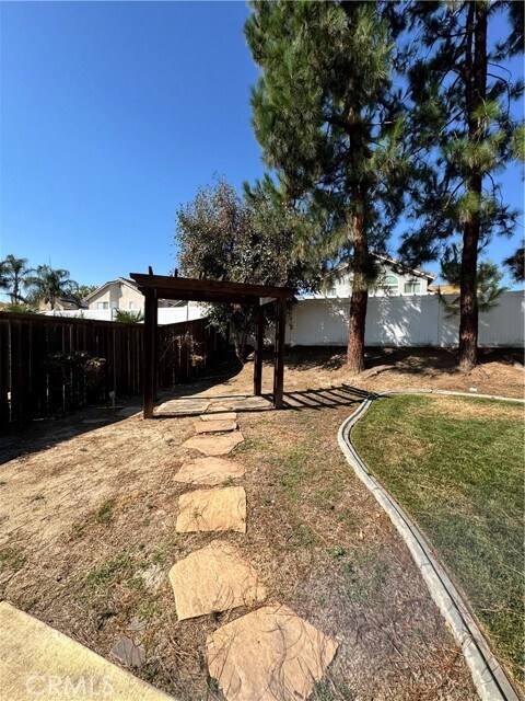 Building Photo - 24563 Westhaven Ct