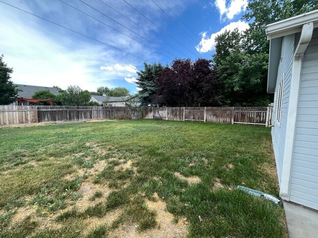 Building Photo - 4194 S Trailridge Ave
